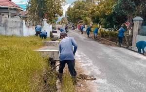 Cegah Banjir Meluas, PUPR Palangka Raya Bersihkan Drainase