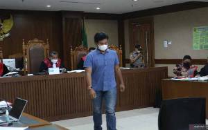 Saksi Sebut Wakil Ketua DPR Azis Syamsudin Bapak Asuh Eks Penyidik KPK