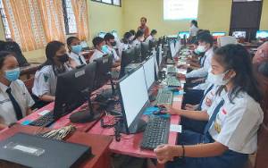 Hari Pertama Asesmen Nasional SMP Sederajat di Barito Timur Berlangsung Lancar