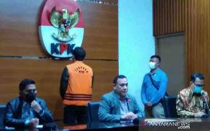 KPK Telusuri Transaksi Perbankan terkait Kasus Azis Syamsuddin