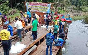 Camat Dusun Timur Minta Perusahaan Dukung Pelestarian Sumber Daya Perikanan