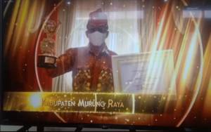 Pemkab Murung Raya Raih Penghargaan Anugerah Parahita Ekapraya
