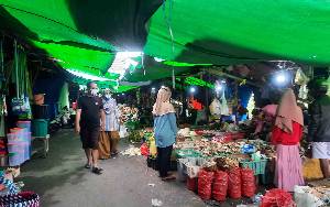 Lapak Pedagang di Pasar Indra Sari Pangkalan Bun Perlu Ditata