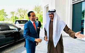 Presiden Jokowi Disambut Putra Mahkota Abu Dhabi saat Tiba di Al-Shatie