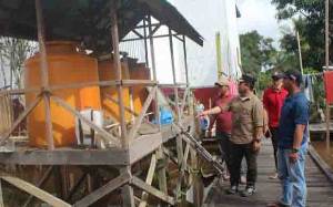 Camat Kamipang Katingan Monitoring Penggunaan Dana Desa