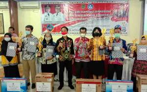 Kepala SMPN 9 Sampit Raih Juara 2 Lomba Kepala Sekolah Berprestasi se-Kalimantan Tengah