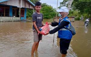 Human Initiative Bersama BEM Universitas Udayana Bantu Terdampak Banjir Kelurahan Bereng Bengkel