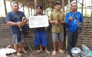 Kelompok Tani Tekat Makmur II Tahai Jaya Dapat Bantuan 500 Ekor Bebek
