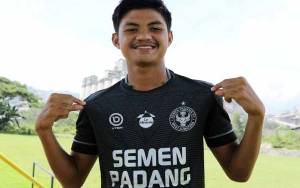 Semen Padang FC Pinjamkan Genta Alparedo ke Arema