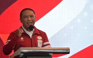 Menpora Dorong Kompetisi Sepak Bola Indonesia kembali Bergulir