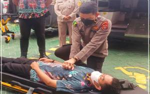 RS Bhayangkara Gelar Pelatihan PPGD dan Evakuasi Korban