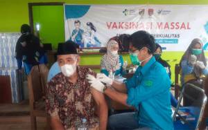 VIDEO: PT. SSMS, Tbk dan Dinkes Kobar Gelar Vaksinasi Dosis 2