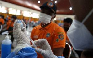 Penerima Vaksin Lengkap Capai 128,01 Juta Jiwa Penduduk Indonesia