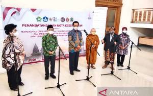Candi Prambanan dan Borobudur Resmi Jadi Tempat Ibadah Sedunia