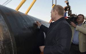Putin: Rusia Akan Berlakukan Pembayaran Rubel untuk Gas Mulai Jumat