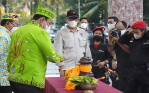 Wakil Gubernur Berangkatkan Sampel Utama Tanah dan Air Kalteng ke IKN Nusantara