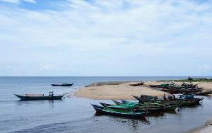 BMKG Ingatkan Gelombang Tinggi di Laut Jawa