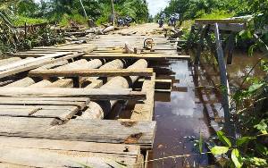 PUPR Kobar Perbaikan Jembatan Kayu di Sebuai Timur