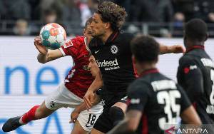 Freiburg Permalukan Eintracht Frankfurt di Kandangnya 2-1