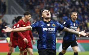Inter Puncaki Klasemen Serie A Setelah Gasak Roma 3-1