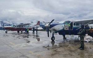 KKB Tembak Pesawat Asian One di Bandara Aminggaru