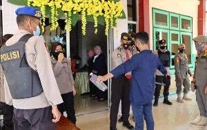 Polres Sukamara Lakukan Pengamanan Pelantikan PAW Ketua DPRD