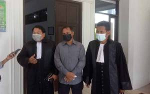 Dituntut 5 Tahun Penjara, Kades Dadahup Divonis Lepas