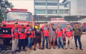 PMK Komsar Ampah Terima Bantuan Mobil Pemadam dan Ambulans dari Banjarmasin