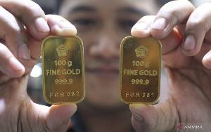 Emas Tergelincir 8,4 Dolar karena Imbal Hasil Obligasi AS Lebih Tinggi