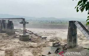Banjir dan Tanah Longsor Terjang India, Puluhan Orang Tewas