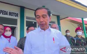 Jokowi Sebut 19,9 Juta Orang Sudah Terima BLT BBM