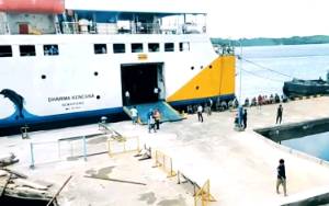Kunjungan Kapal Laut di Pelabuhan Kalteng Agustus 2022 Naik 1,92 Persen