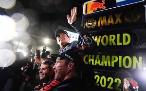 Verstappen Naikkan Level Persaingan Setelah Raih Gelar Juara F1 2022