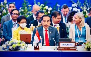 Jokowi Dorong Asia Timur Perkokoh Fondasi Perdamaian Indo-Pasifik