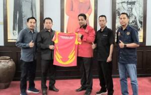 Wiyatno Dukung Kontingen PWI Kalteng Berlaga di Porwanas ke XIII Jawa Timur