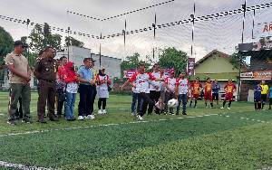 22 Tim Ikuti Turnamen Mini Soccer KPU Kapuas