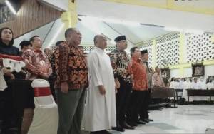 Menteri Agama Hadiri Perayaan Natal dengan Umat Kristiani di Kupang