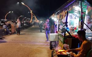 SOPD Sediakan Kuliner Gratis Pesta Rakyat HUT Kotim di Terowongan Nur Mentaya, Tapi di Warung Masyarakat Tetap Bayar