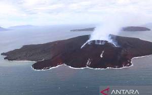 Gunung Anak Krakatau Beberapa Kali Mengalami Erupsi