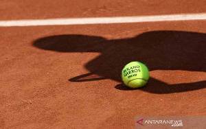 Djokovic "Terluka" dengan Absennya Sang Ayah di Final Australian Open