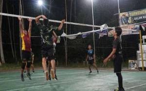 Anggota Kodim 1011 Kuala Kapuas Rutin Olahraga Bola Voli Ajak Para Pemuda