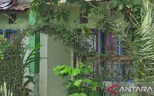 Densus 88 Sita Busur Panah dari Rumah Terduga Teroris JI di Palembang