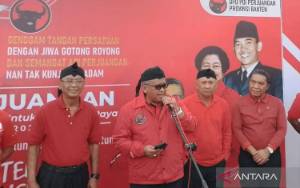 Joman Dukung Prabowo Subianto, Hasto: Pagi Kedelai Sore Tempe
