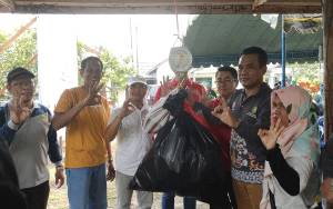 DLH Palangka Raya Meluncurkan Bank Sampah di Puncak Peringatan Hari Peduli Sampah Nasional