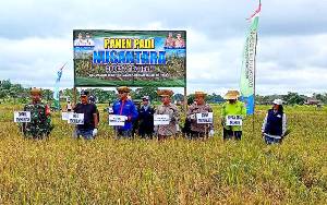 Dinas Pertanian Barito Utara Ikut Berpartisipasi Dalam Panen Raya Nusantara Satu Juta Hektar