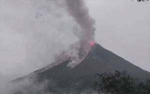 PVMBG Ingatkan Warga Waspadai Awan Panas Guguran Gunung Karangetang