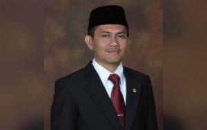 Mantan Ketua KY Jaja Ahmad Jayus Dibacok 