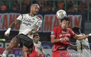 Persija Jakarta Amankan Kemenangan 2-0 atas Persib Bandung