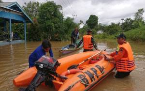 Anggota DPRD Kapuas Ini Apresiasi Respon Pemerintah Tanggap Bantu Warga Terdampak Banjir