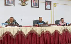 Fraksi DPRD Barito Timur Sampaikan Pemandangan Umum Terkait Raperda Penyelenggaraan Ketenagakerjaan